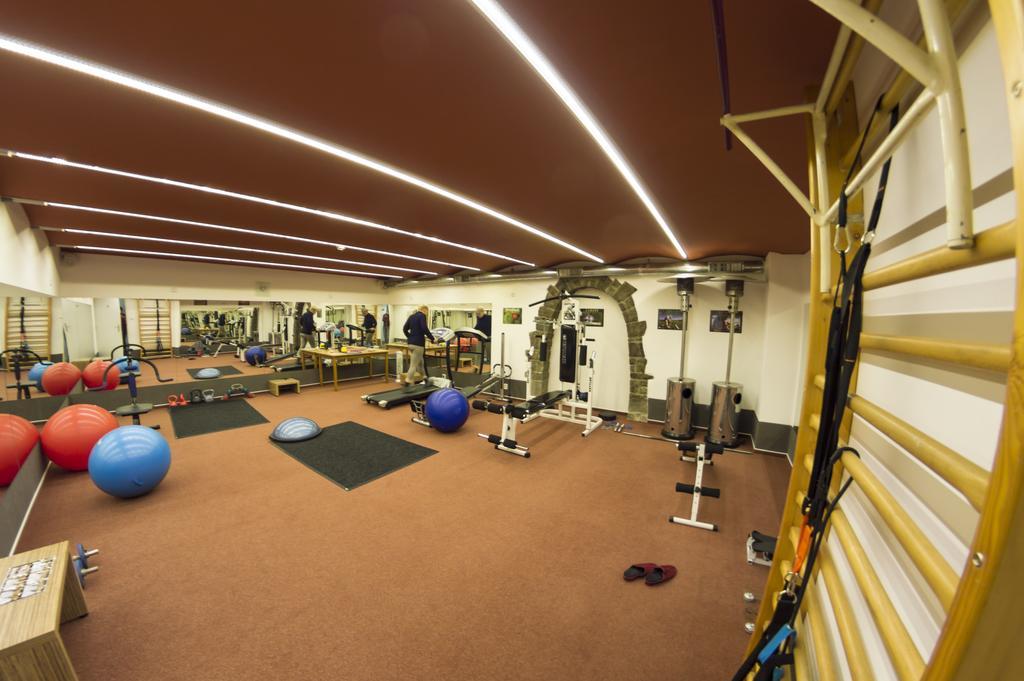 Wellness Hotel Hukvaldy Polopenze A Wellness V Cene Pribor Екстер'єр фото